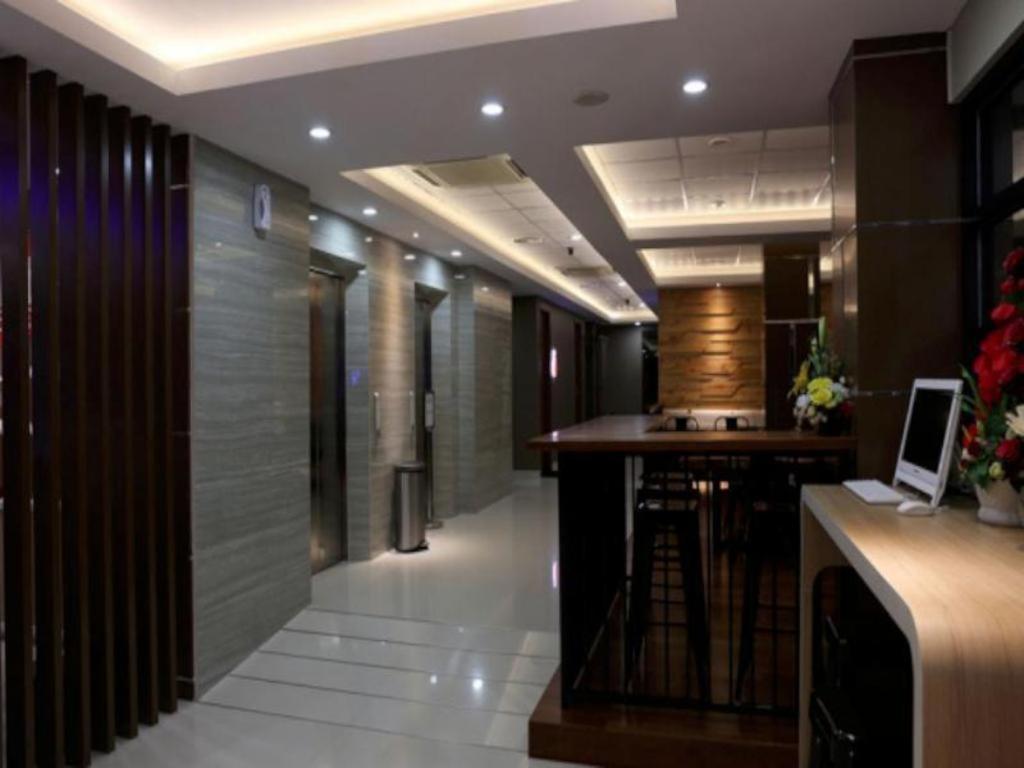 Grand Citihub Hotel @Kartini Bandar Lampung Exterior photo